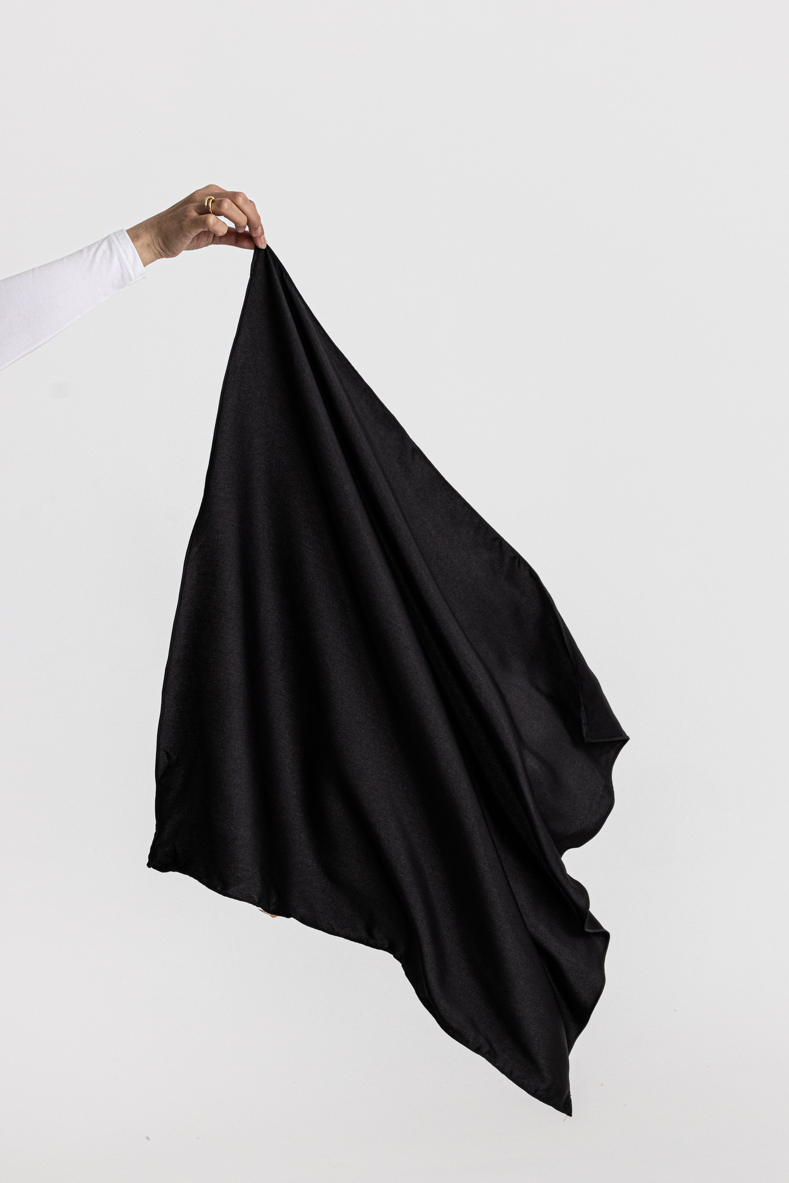 INK SQUARE SCARF – Yasmin Jay