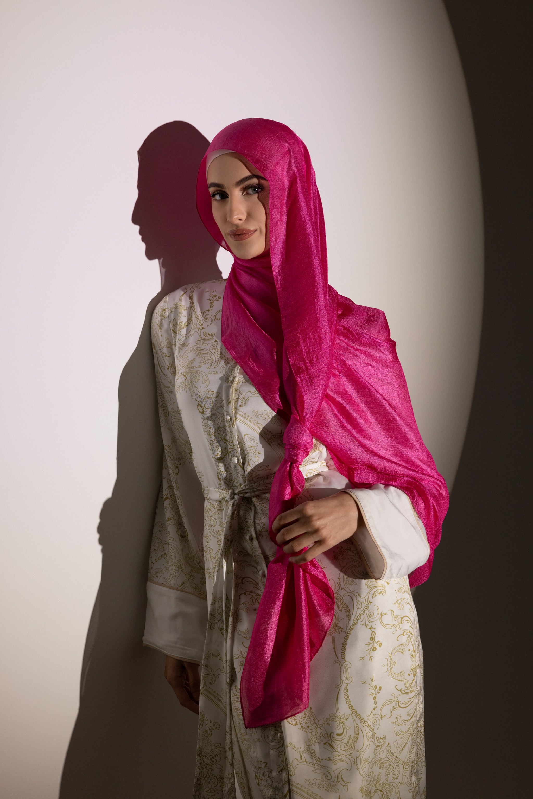 BARBIE PINK SILK HIJAB – Yasmin Jay